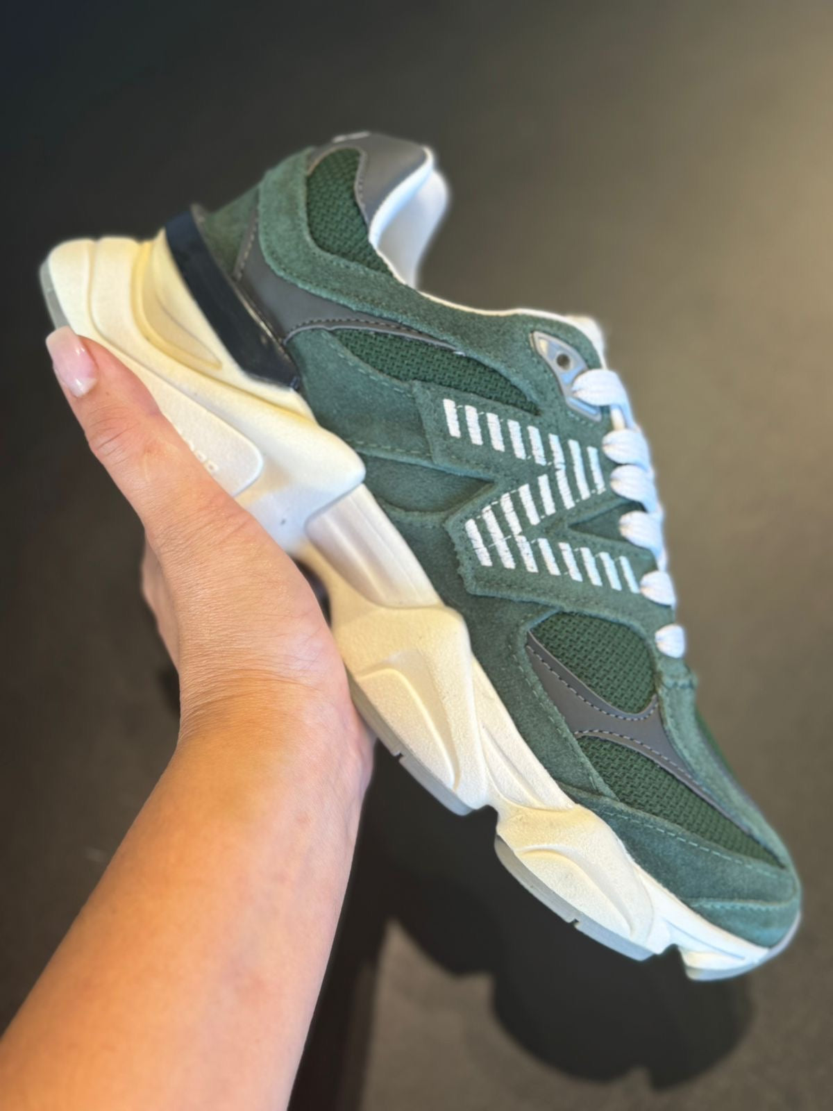 NB9060 COURO LEGÍTIMO