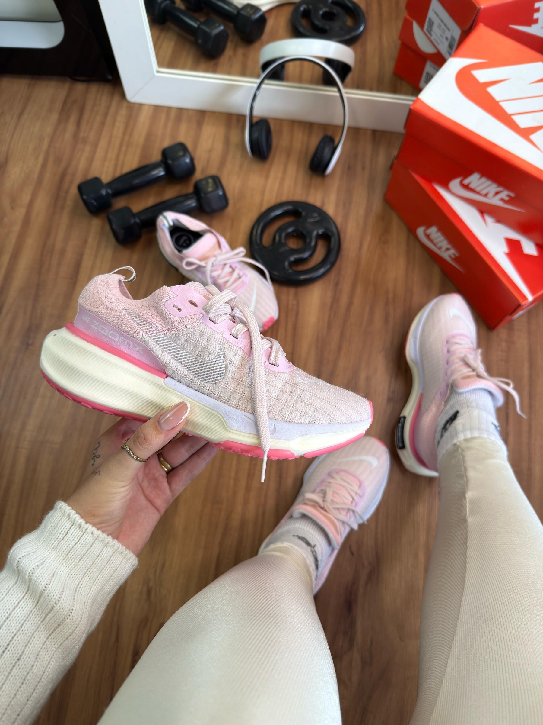 NIKE INVENCIBLE  [VÁRIAS CORES]